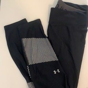 Medium Under Armour leggings with pattern